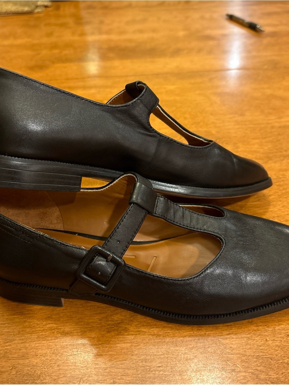 Franco Sarto Women’s Kenley Black Mary Jane T-Strap Leather Flats size 7.5 - Picture 8 of 9